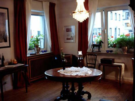 Galerie Riesling Hotel ทริทเท็นไฮม์ ภายนอก รูปภาพ