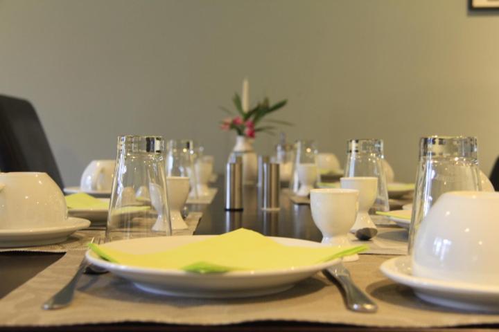 Galerie Riesling Hotel ทริทเท็นไฮม์ ภายนอก รูปภาพ